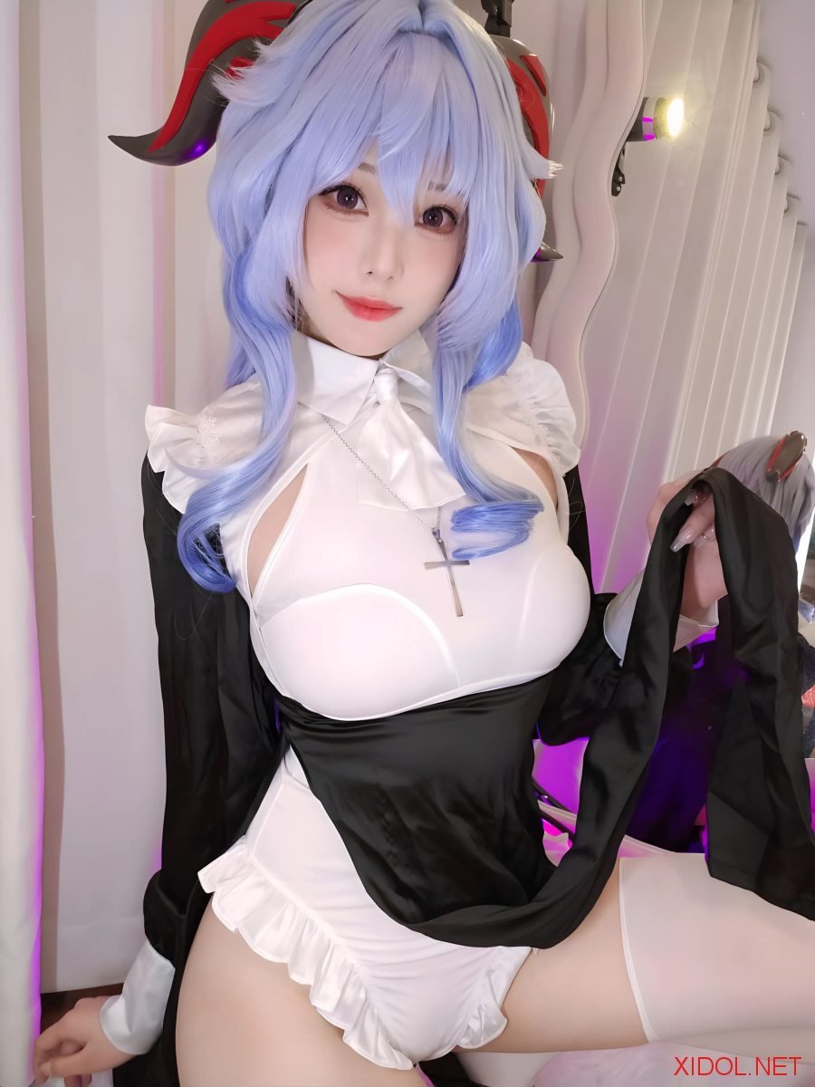 [Cosplay] 蜜汁猫裘 原神 甘雨修女 [39P6V-291MB]