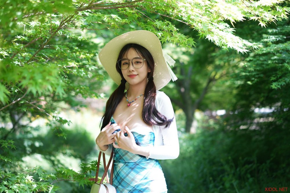 [Cosplay] Ceasonshot99 – 度假裙
