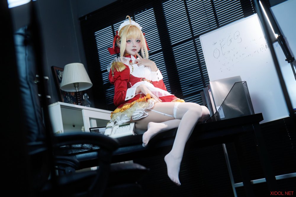 [Cosplay] 五更百鬼 FGO 尼禄 女仆 [15P-166MB]