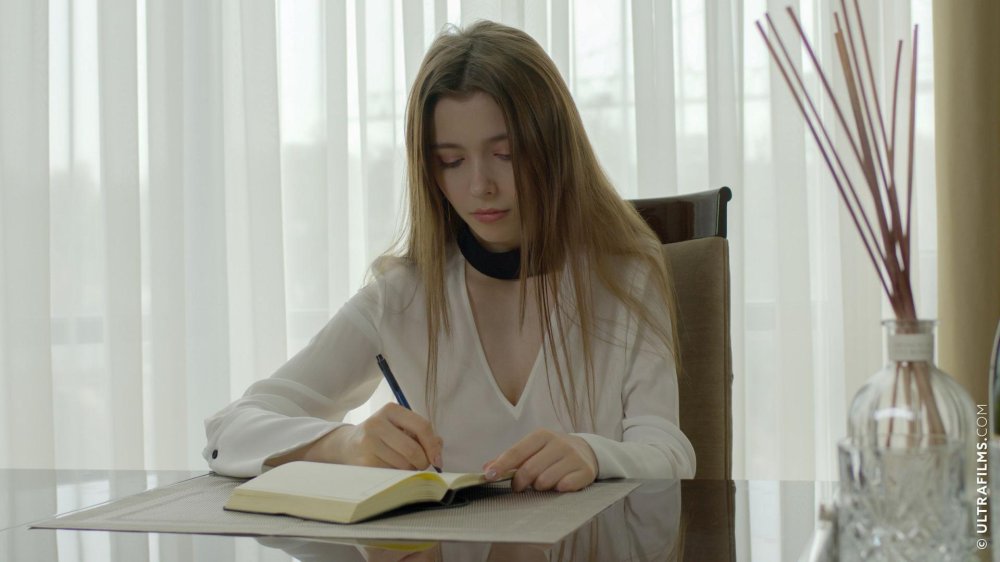 Romantic and effortlessly beautiful babe[20P]