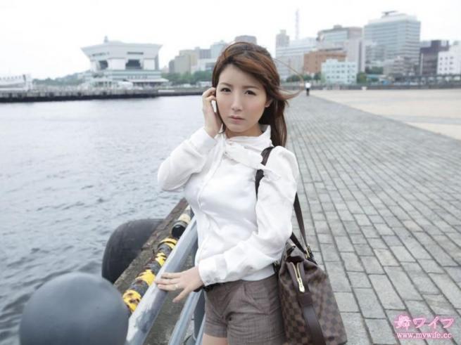 美泉咲 [30P]