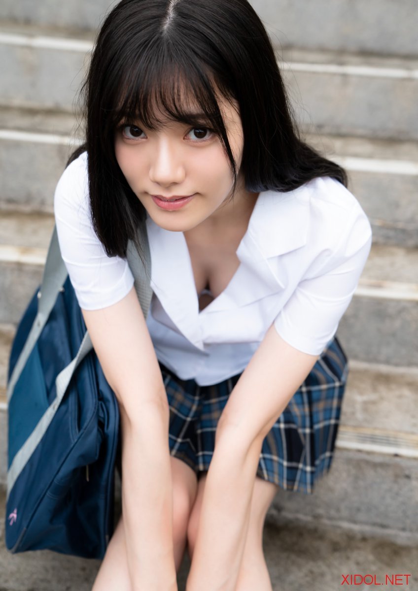 [Photobook] 宮下玲奈1st写真集『透明少女』増ページ【デジタル特装版】