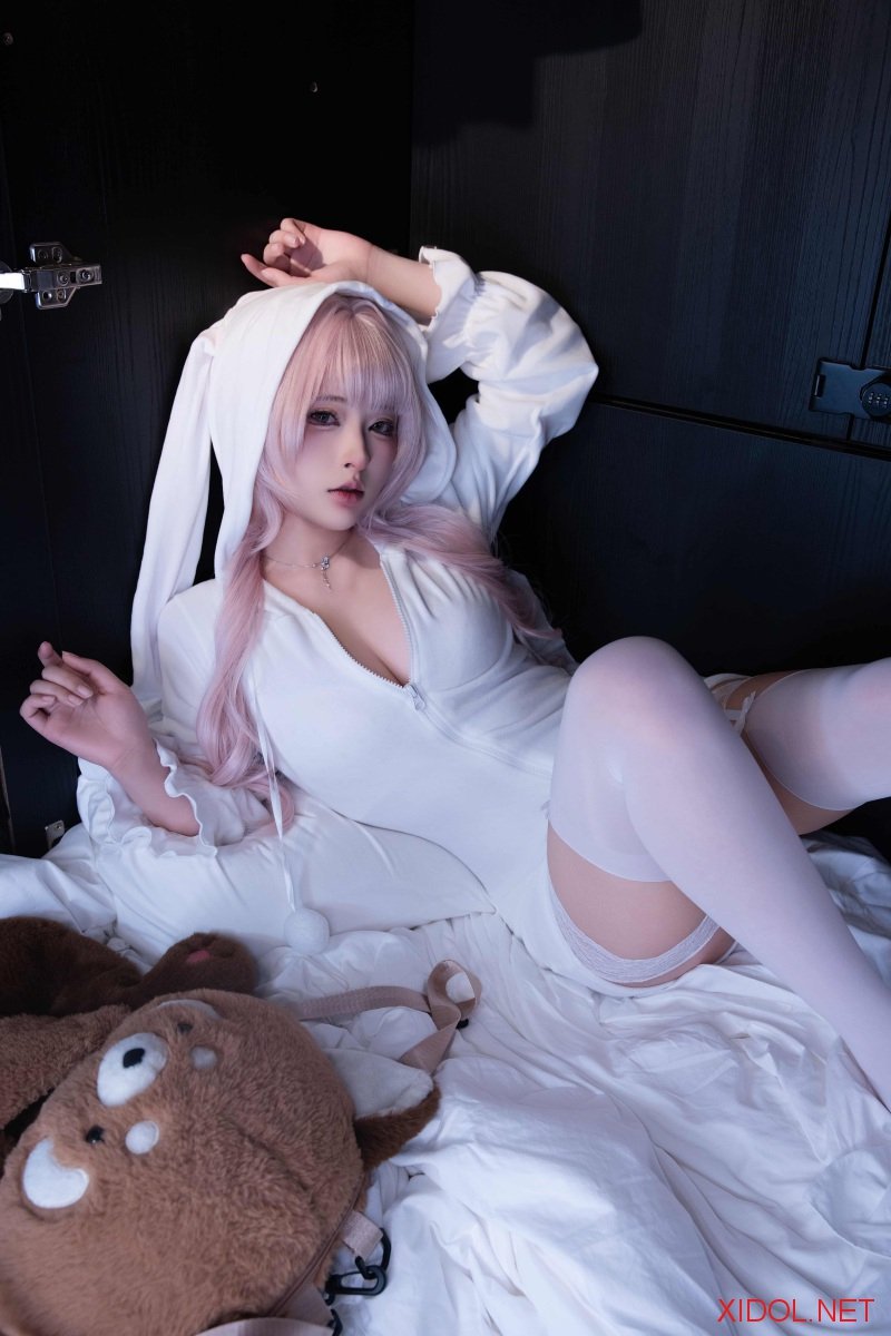 [Cosplay] 清水由乃 衣柜里的兔子 [71P1V-2.79GB]
