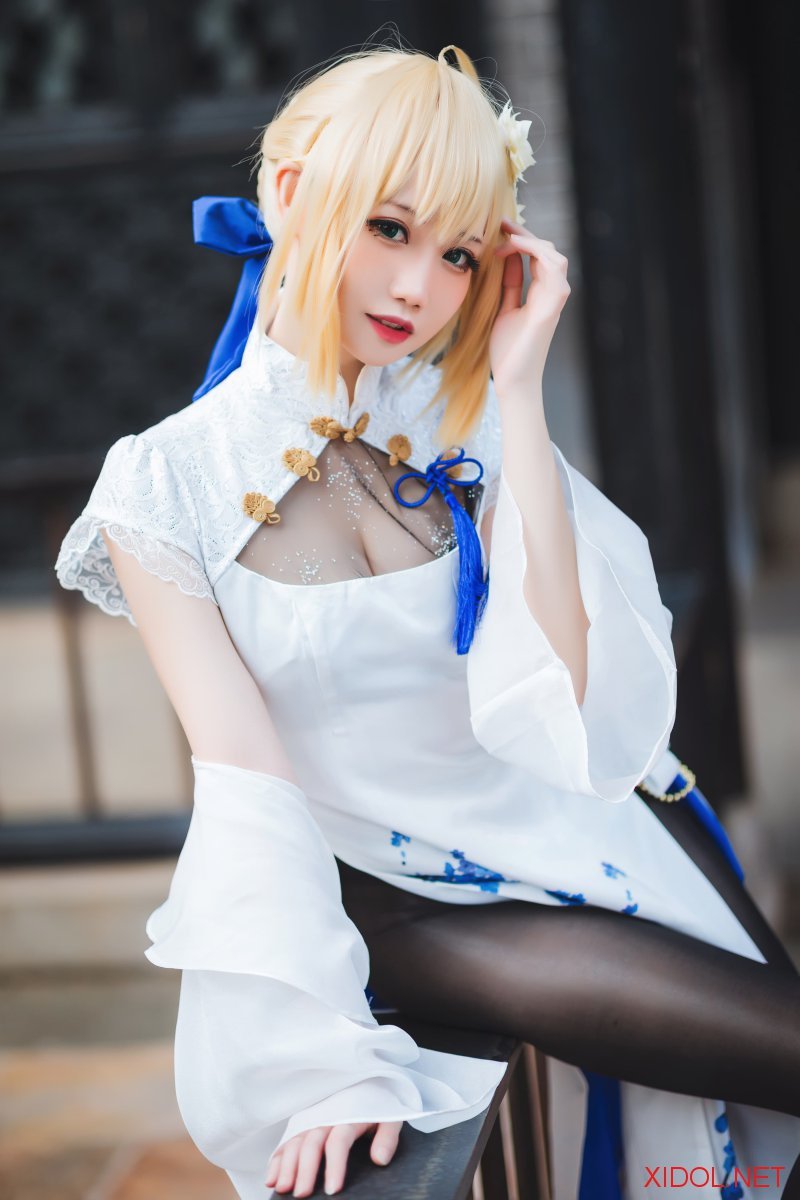 [Cosplay] 焖焖碳 saber旗袍 [28P-192MB]