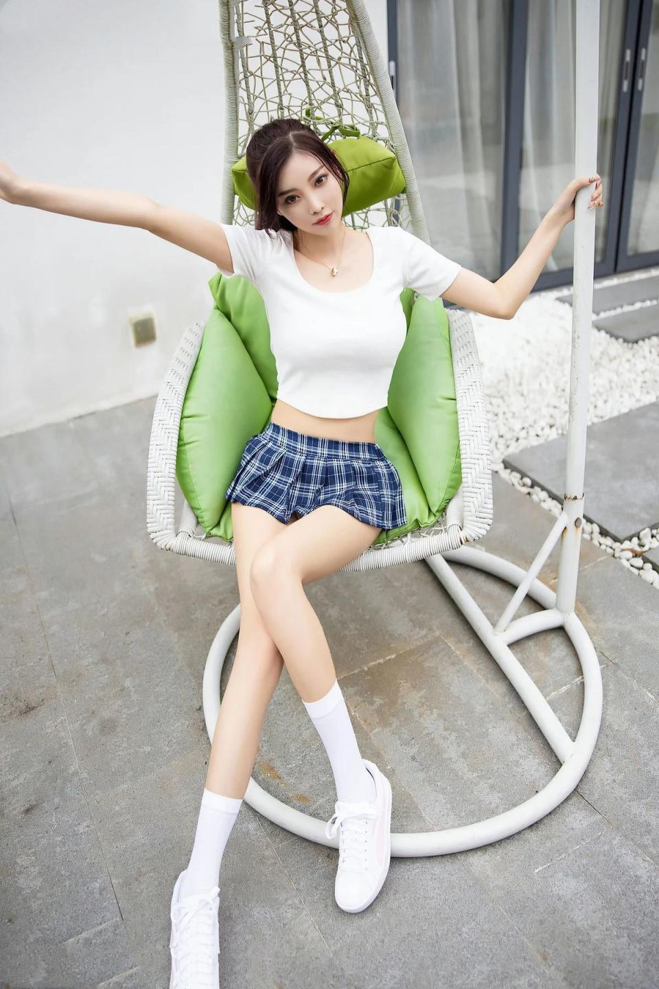 楊晨晨sugar&nbsp; 高馬尾jk系列短裙&nbsp; [20P]
