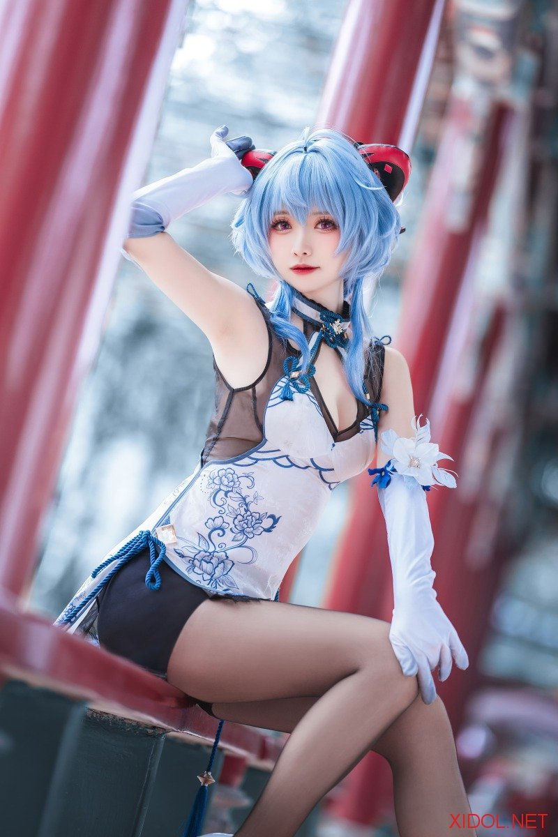 [Cosplay] 大大卷卷小卷 原神甘雨 旗袍 [18P-141MB]