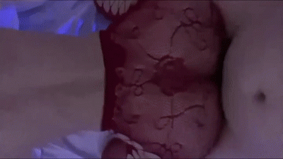 我上個月剛結完婚 我男朋友太短了我根本滿足不了 還是你厲害[MP4/179MB]
