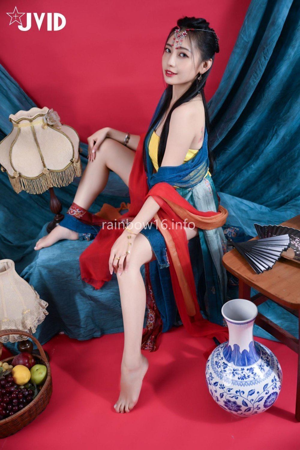  - 夏暮光，紅、橙、黃、藍、紫 美麗 [52頁]