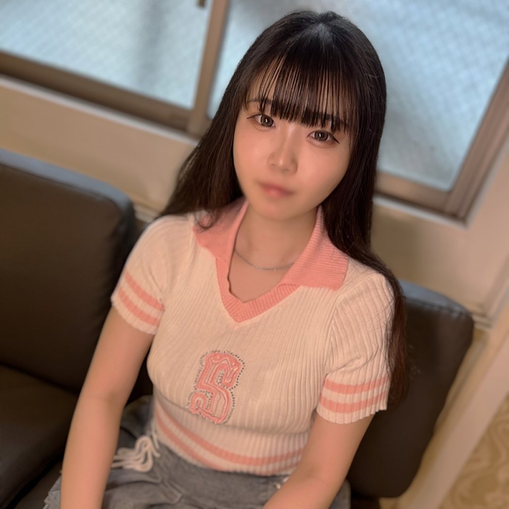 全新 FC2PPV 4714332 白皙膚色、臀部美麗的女學生在激烈衝刺時微笑