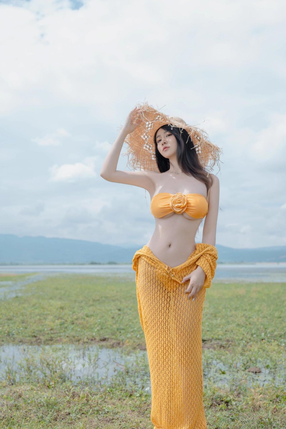 夏日山麓 [30P]