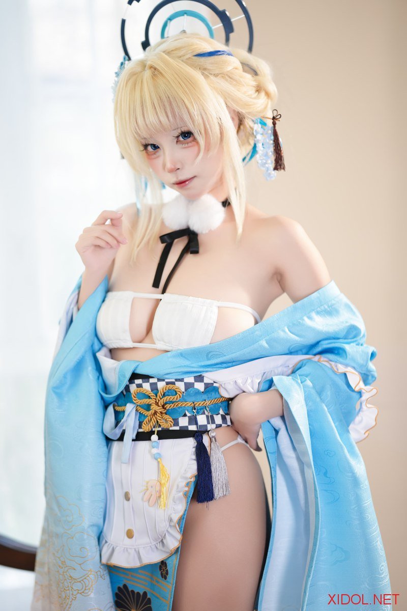 [Cosplay] 三無人型 蔚蓝档案 飞鸟马时 [40P-183MB]