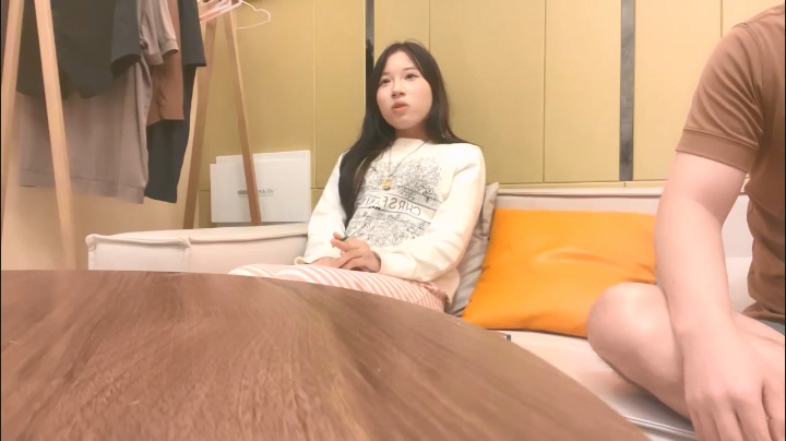 [徐莫坦華] 2008年7月26日 花大錢 約會伴遊 充滿活力的小女孩 她是頂尖的無毛溫柔 B