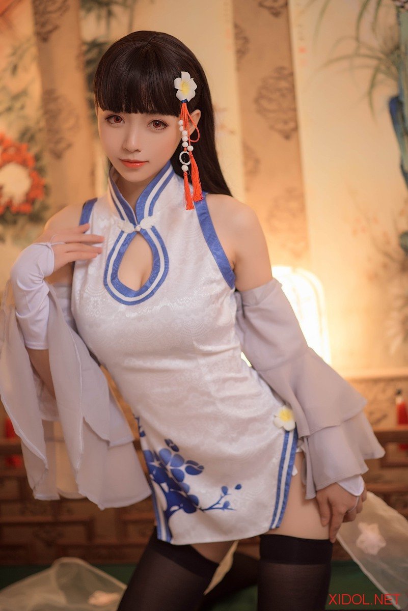 [Cosplay] 大大卷卷小卷 黑丝旗袍 [8P-125MB]