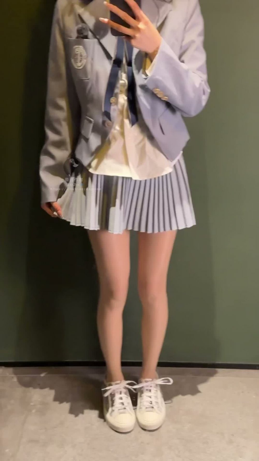 終極成熟的母狗九和她的父女談論香蕉教女兒用香蕉，但為什麼會有火辣的東西出現？