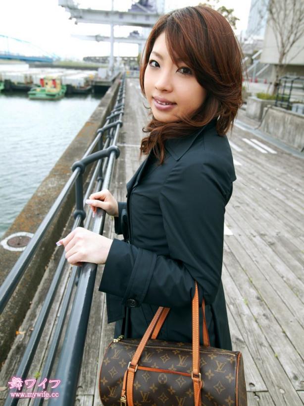 舞老婆 ~CELEB CLUB 皐月 [30P]