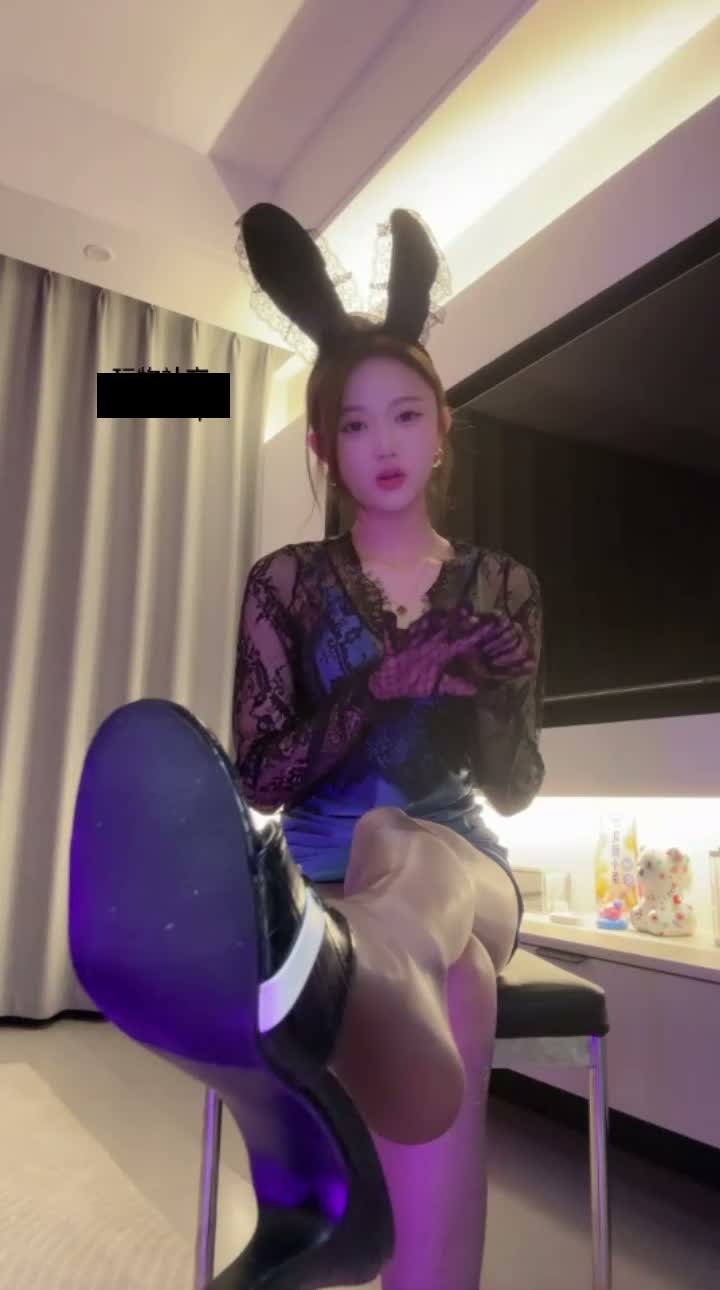 大量黃金警告！ 這是一部充滿風味的電影！ 最美麗又甜美、充滿活力的小妹妹，小音皇后，模特兒