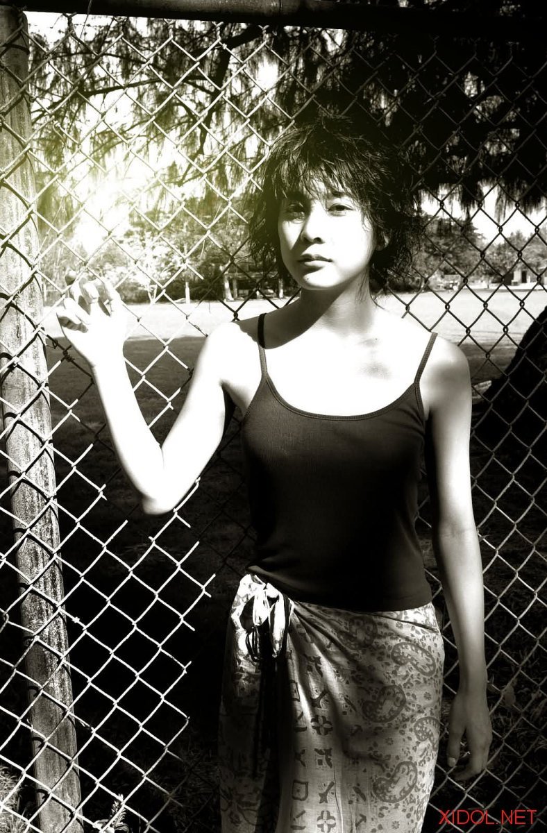 [NS Eyes] SF-085 – 2000.11.17 – Yuko Takeuchi (竹内結子)