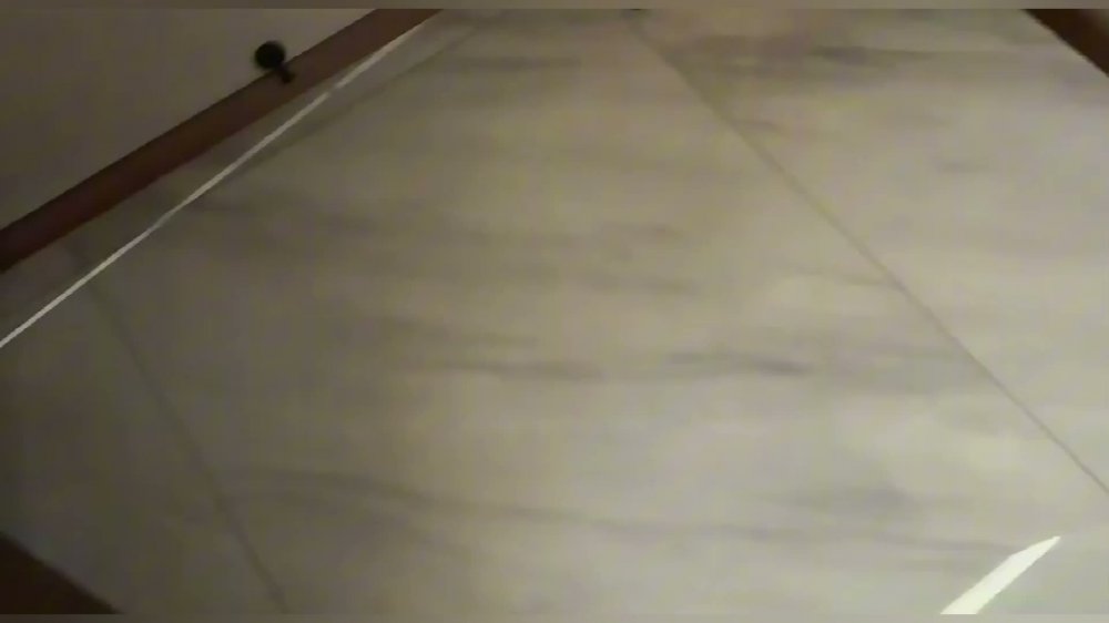 春節特別篇：亂倫：我猥褻的繼母在爸爸外出時威脅性感繼母，強迫她性感的繼母穿內衣