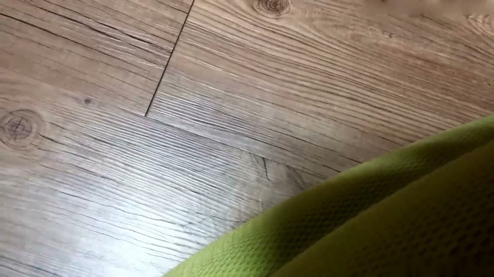 熱戀情侶露臉性愛自拍，白皙大奶漂亮女友超反差，細膩口交啪啪顏射