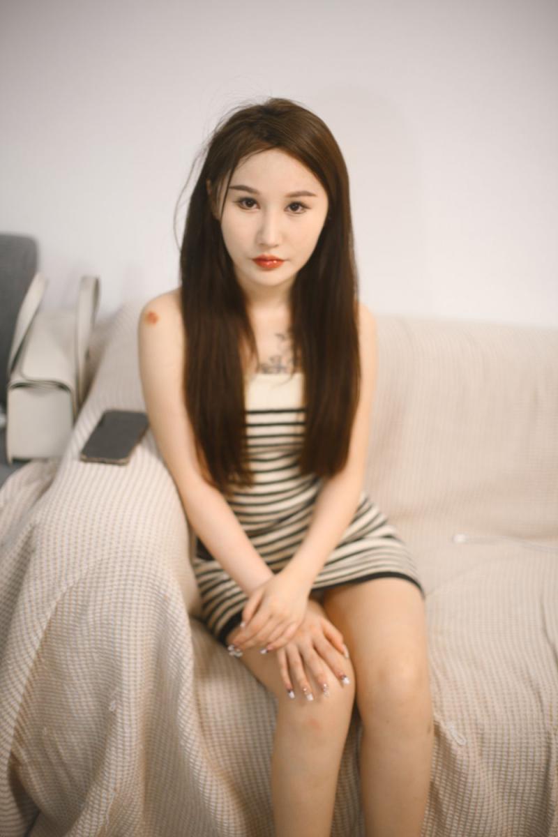 不得不說這小姐姐真是太潤了[28P]