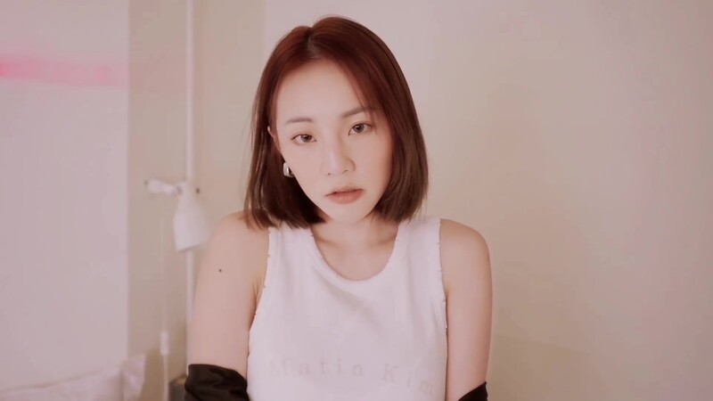 香蕉傳媒 XJX-0812 預約猛男清潔員打掃加值性服務