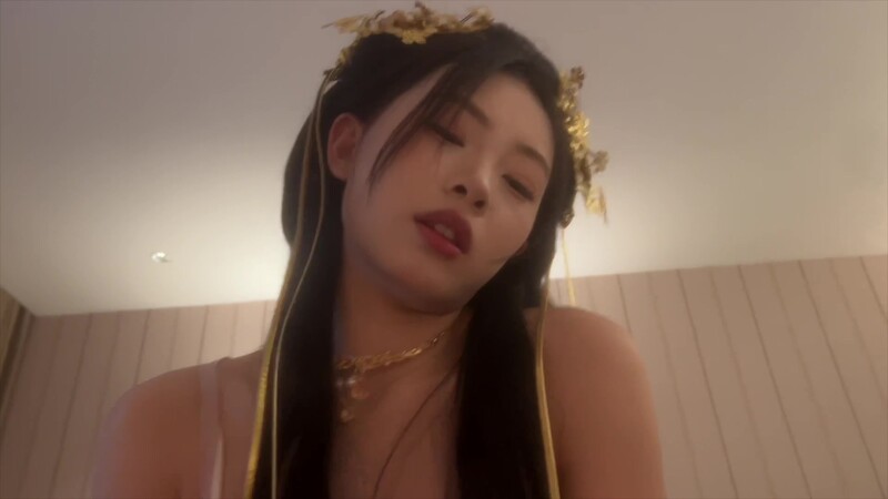 河南新鄉頂美小網紅【奶油鼻】線下約金主露臉啪啪性愛自拍