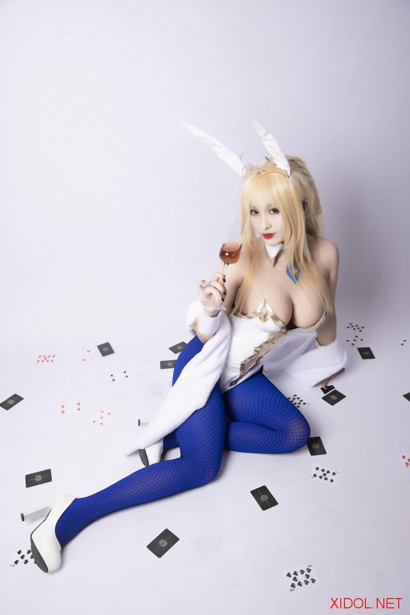 [Cosplay] 洛璃LoLiSAMA FGO 阿尔托莉雅 狮子王兔女郎 [52P-190MB]