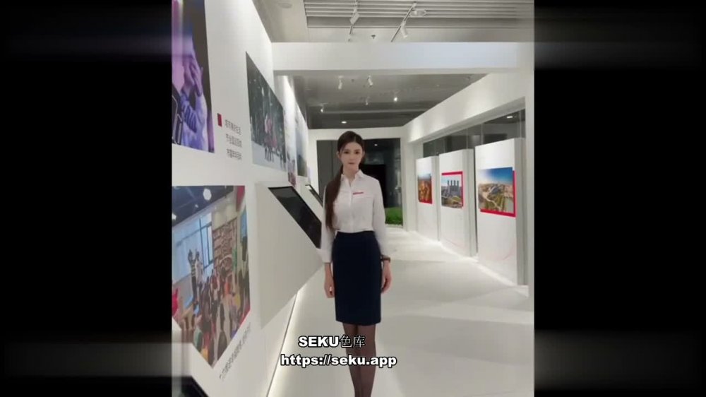 瀋陽中國銀行客戶經理管婧瑜 用身體踐行客戶就是上帝的真理！ 這床上服務真周到