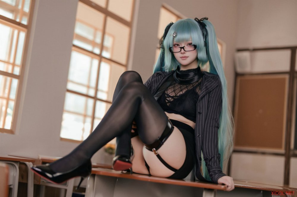 [Cosplay] 屿鱼 Nikke胜利女神 普丽瓦蒂 严厉教诲 [60P-228MB]