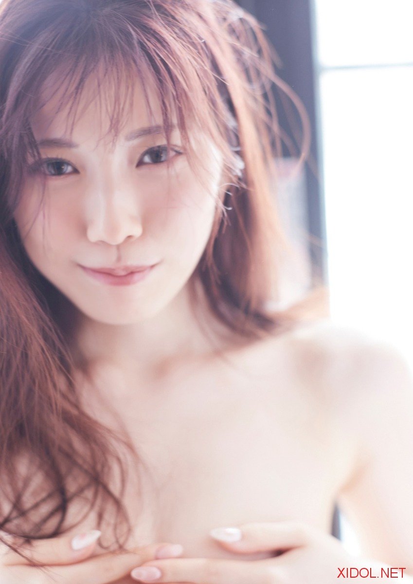 [Photobook]【電子版限定20ページ増】石川澪 4th写真集 ぎゅう、して。