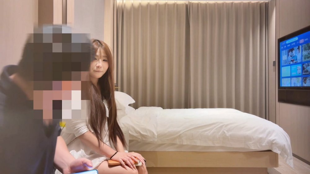浪哥探花 - 約操07年的校花級嫩妹 飽滿白虎穴頂宮抽插 不斷淫叫視覺夯爆了