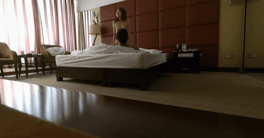 良家約炮大神【aka呂布】約炮移動話務員，完美露臉，氣質小少婦，床上很風騷很激情！
