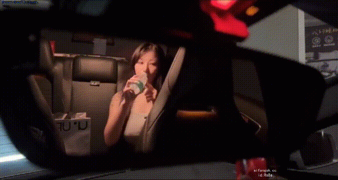 ⚫️ 網約車司機下料迷J極品一線天大罩杯粉嫩巨乳小美女，扒光瘋狂摳逼出水啪啪啪猛幹