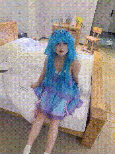 超高顏值福利姬【櫻桃炸彈】cos朵莉亞王者榮耀逼臉同框口交足交女上啪啪做愛[MP4/571MB]